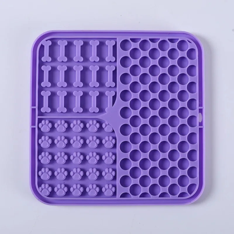 "Lick Mats", plato de comida lenta para mascotas.