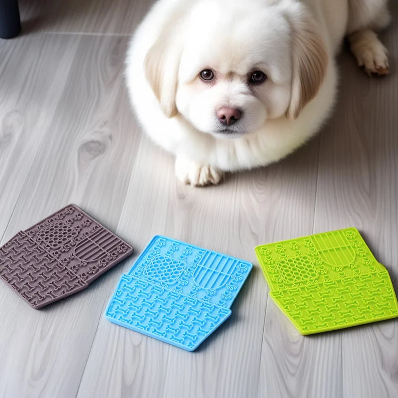 "Lick Mats", plato de comida lenta para mascotas.